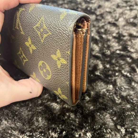 Louis Vuitton Vintage Tressor Canvas Wallet  in Classic Monogram. EUC - Picture 8 of 17
